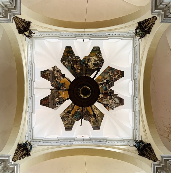 Under the dome, Cathedral of Puebla